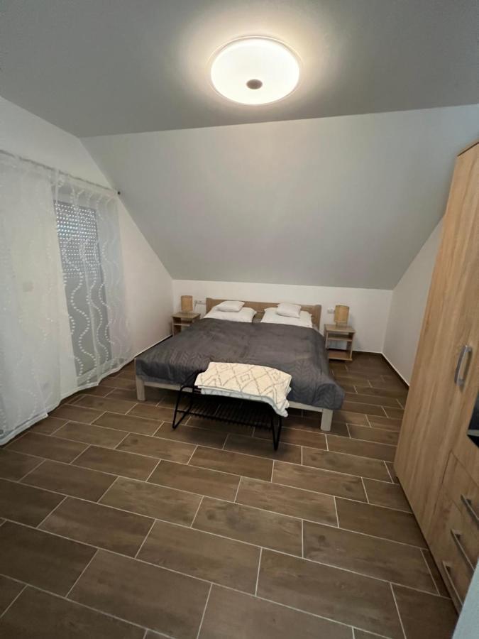 JÁNHÁZ Apartman Révfülöp Kültér fotó